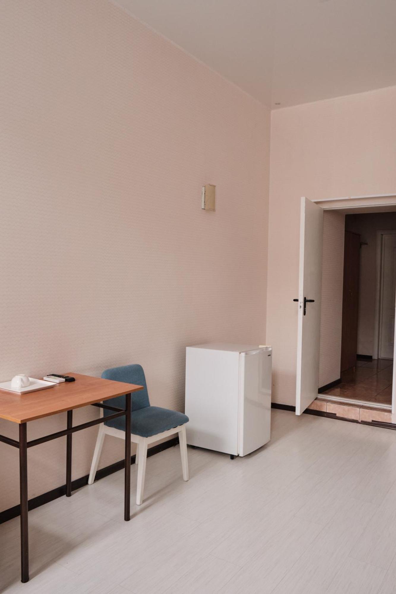 Hotel Europa Semey Buitenkant foto