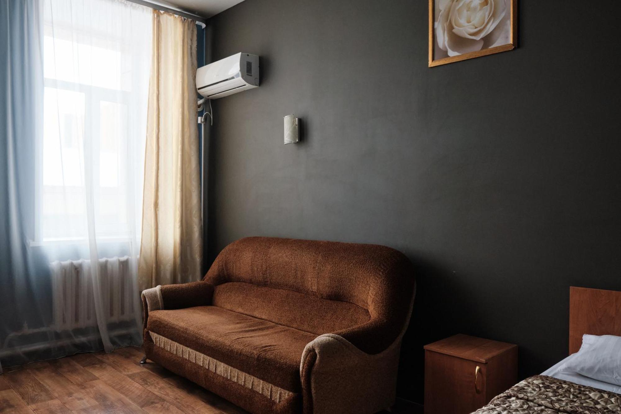 Hotel Europa Semey Buitenkant foto